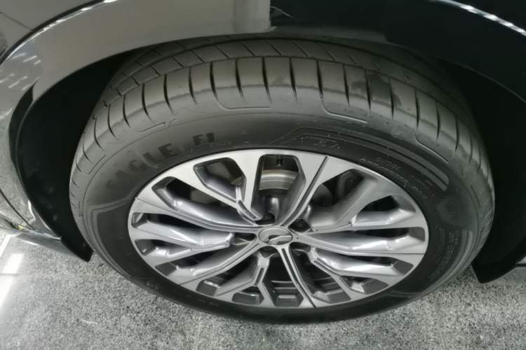 Used Nio ES6 2025 75 kWh Exterior 4