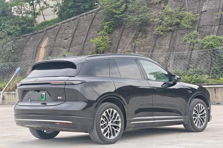 Used Nio ES6 2025 75 kWh Exterior 5
