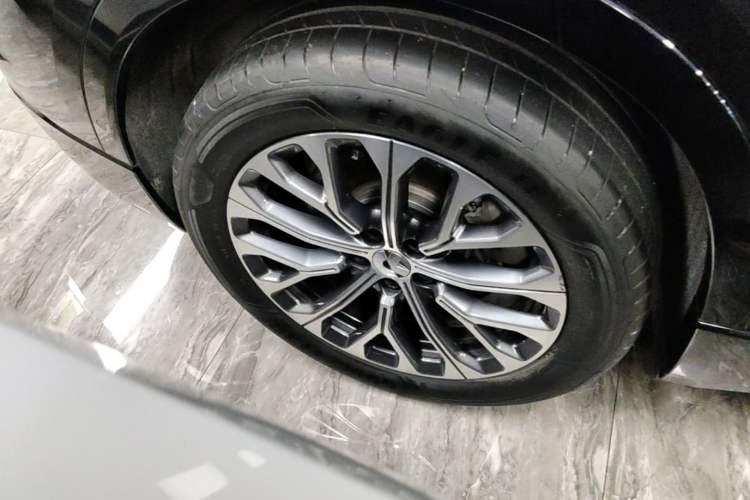 Used Nio ES6 2025 75 kWh Exterior 5