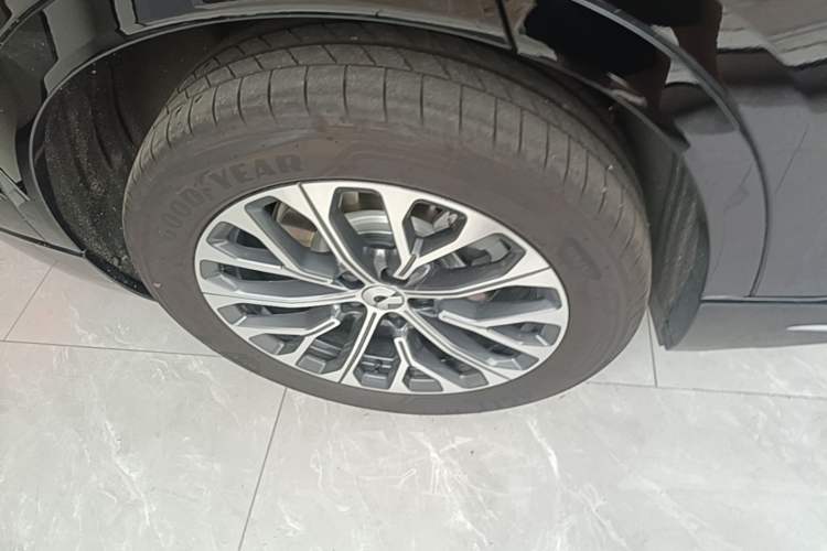 Used Nio ES6 2025 75 kWh Exterior 5