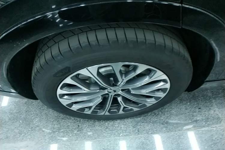 Used Nio ES6 2025 75 kWh Exterior 5