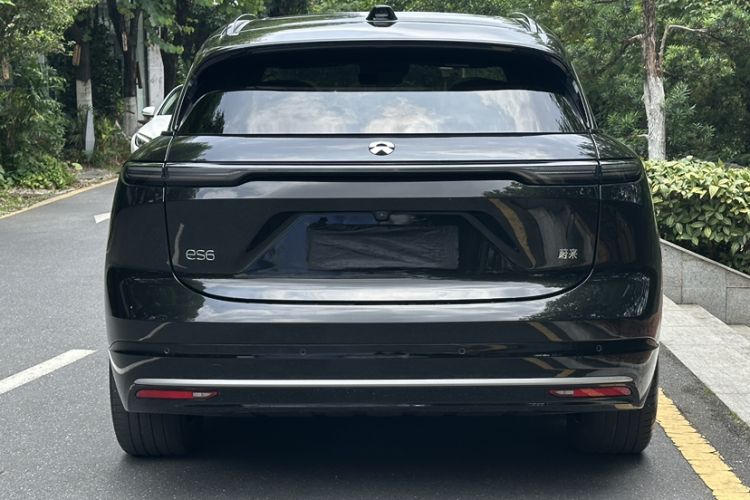 Used Nio ES6 2025 75 kWh Exterior 5