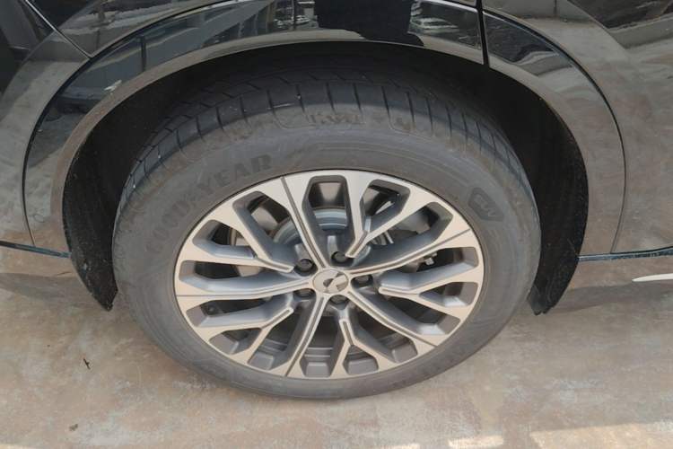 Used Nio ES6 2025 75 kWh Exterior 5