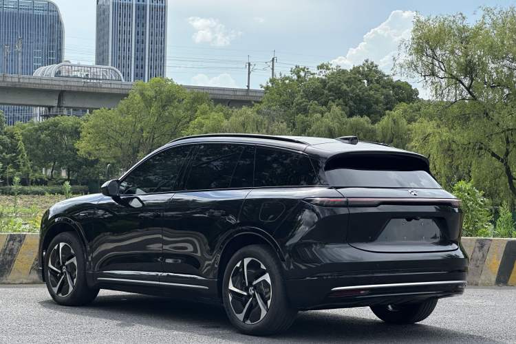 Used Nio ES6 2025 75 kWh Exterior 7