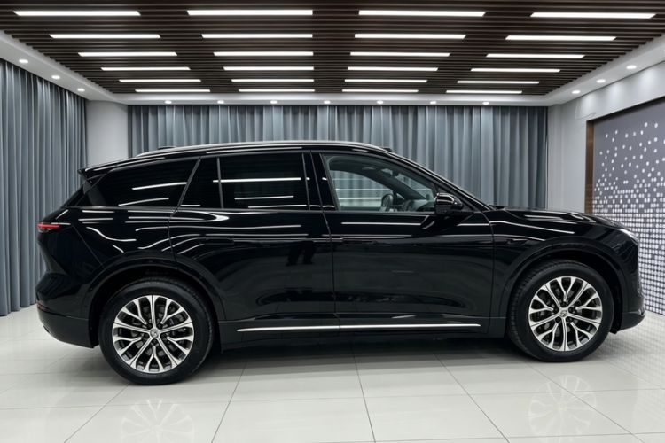 Used Nio ES6 2025 75 kWh Exterior 8