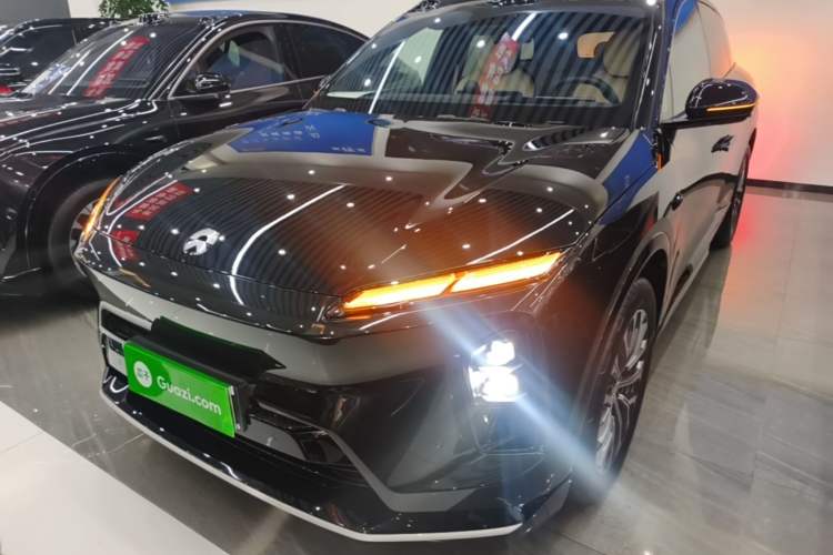 Used Nio ES6 2025 75 kWh Front