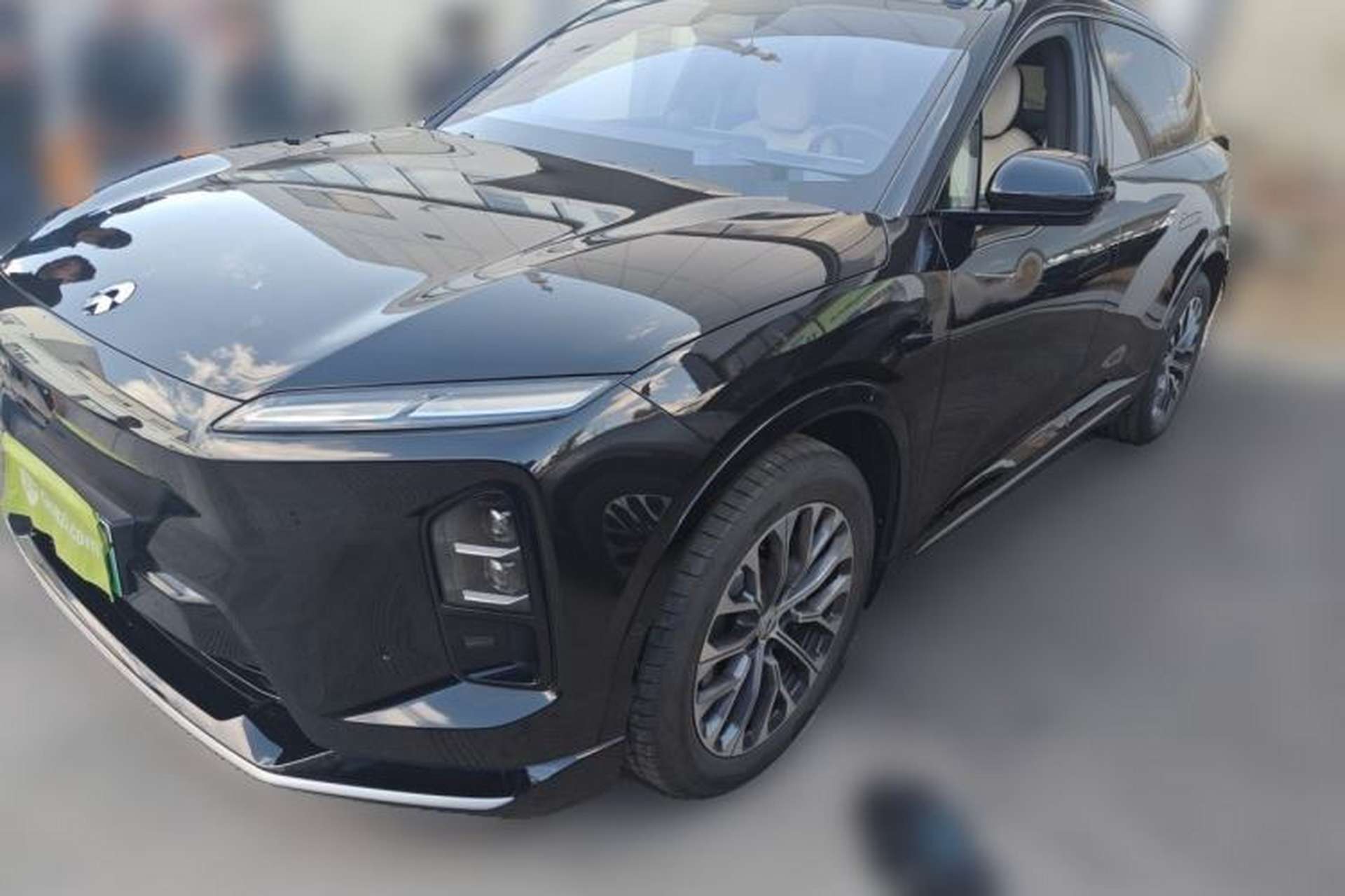 Used Nio ES6 2025 75 kWh Front Left 45 Deg