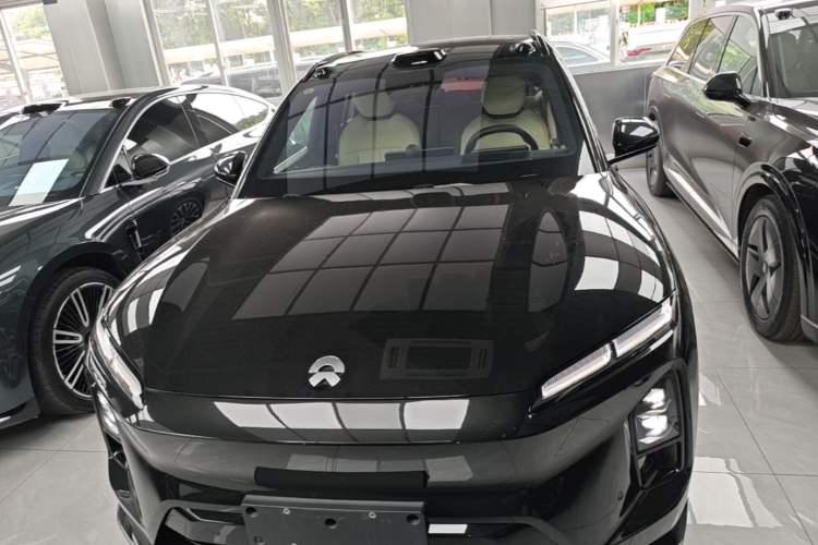 Used Nio ES6 2025 75 kWh Front