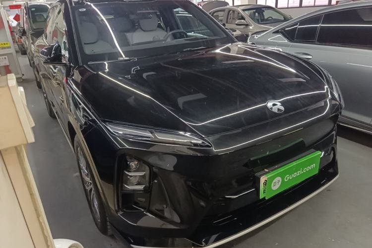 Used Nio ES6 2025 75 kWh Front Right 45 Deg