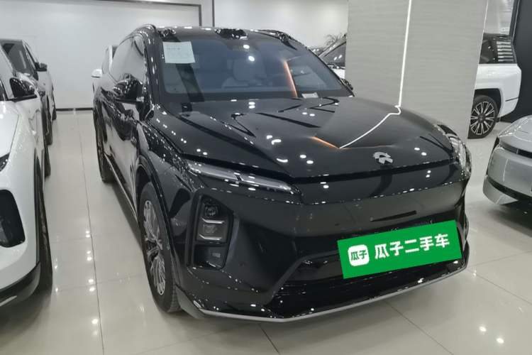 Used Nio ES6 2025 Model 100kWh 300,000th Anniversary Edition Front Right 45 Deg