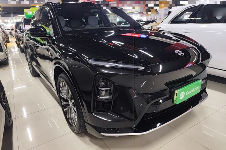 Used Nio ES6 2025 75 kWh Front Right 45 Deg