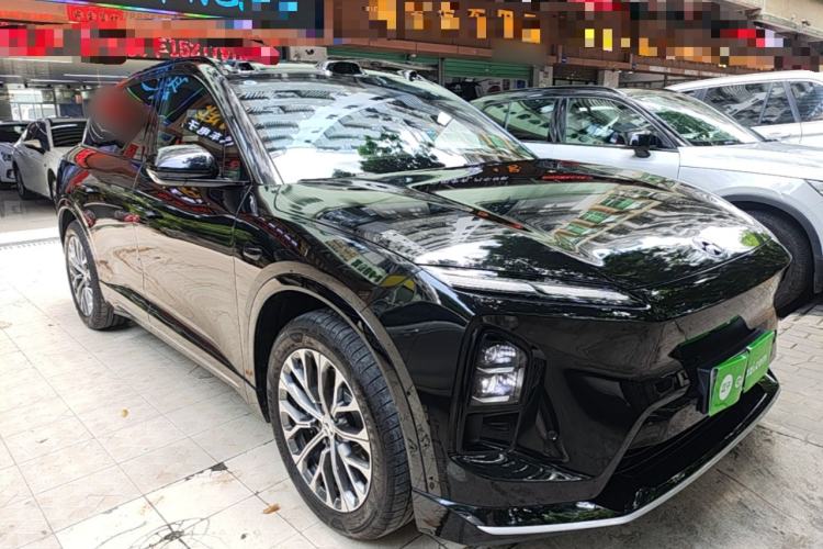 Used Nio ES6 2025 75 kWh Front Right 45 Deg