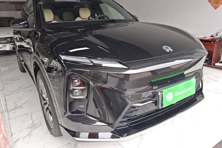 Used Nio ES6 2025 75 kWh Front Right 45 Deg