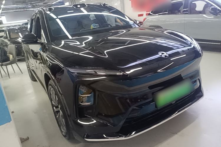 Used Nio ES6 2025 75 kWh Front Right 45 Deg