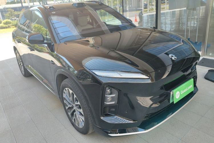 Used Nio ES6 2025 75 kWh Front Right 45 Deg