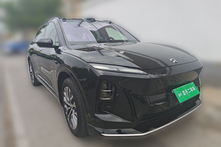 Used Nio ES6 2025 75 kWh Front Right 45 Deg