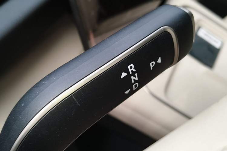 Used Nio ES6 2025 75 kWh Gear Lever