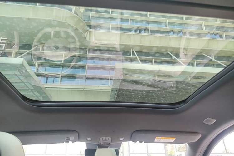Used Nio ES6 2025 75 kWh Headliner