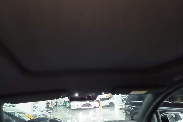 Used Nio ES6 2025 75 kWh Headliner
