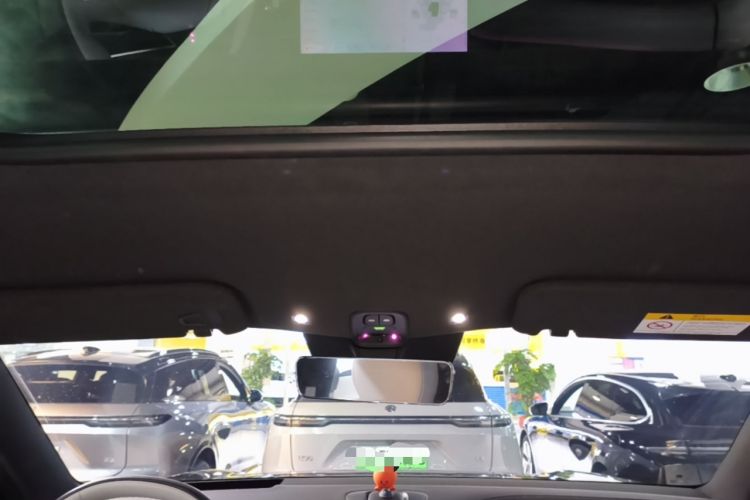 Used Nio ES6 2025 75 kWh Headliner