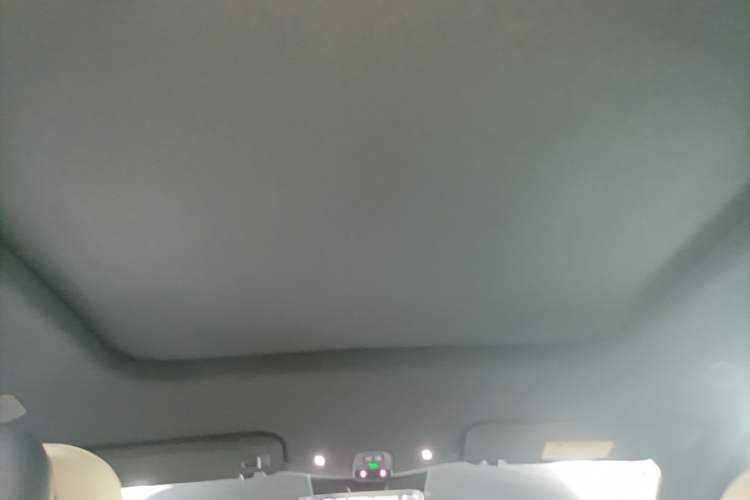 Used Nio ES6 2025 75 kWh Headliner