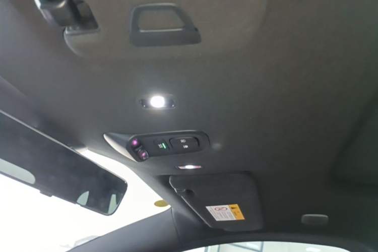 Used Nio ES6 2025 75 kWh Headliner