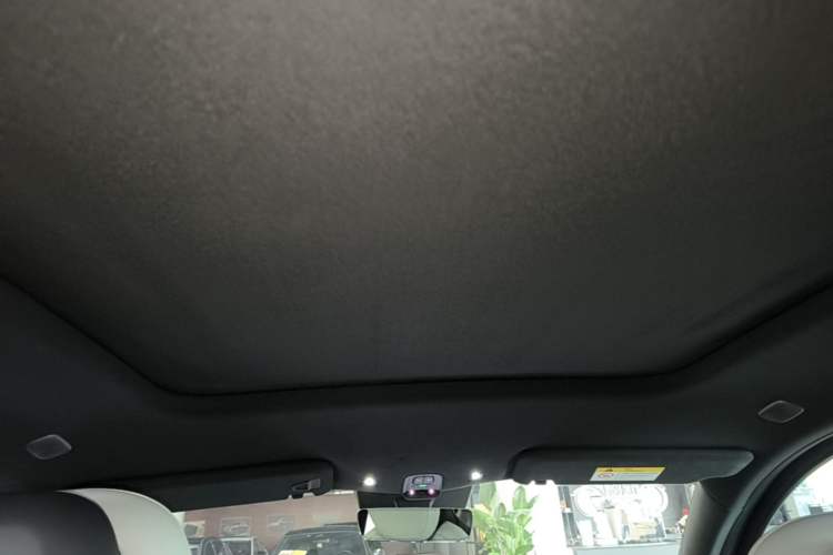 Used Nio ES6 2025 75 kWh Headliner