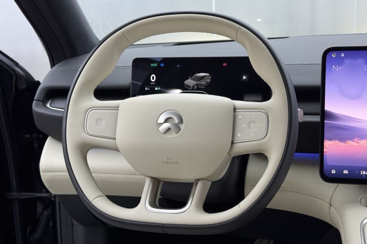 Used Nio ES6 2025 75 kWh Interior 1