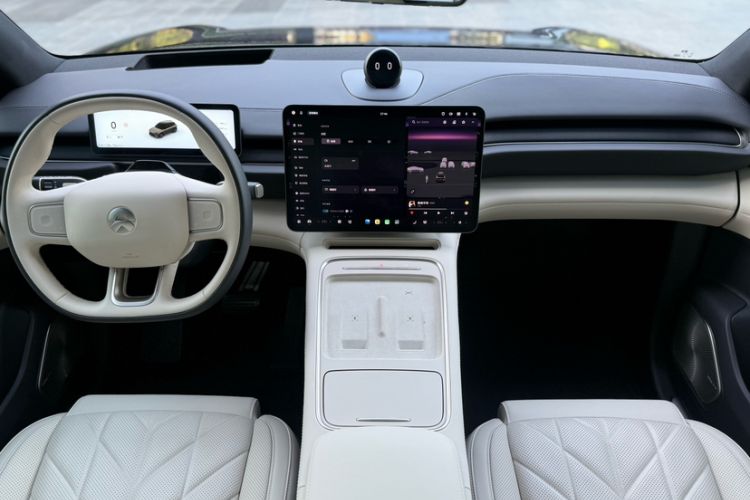 Used Nio ES6 2025 75 kWh Interior 1
