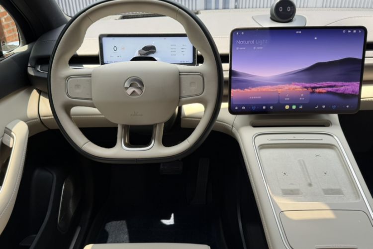 Used Nio ES6 2025 75 kWh Interior 3