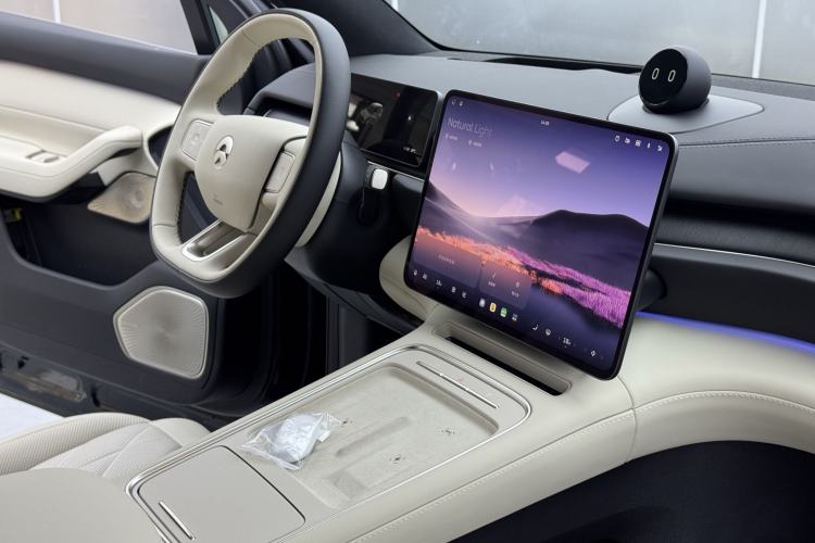 Used Nio ES6 2025 75 kWh Interior 5