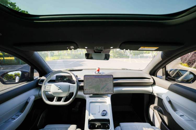 Used Nio ES6 2025 75 kWh Interior 6