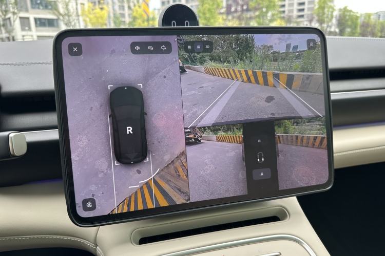 Used Nio ES6 2025 75 kWh Interior 9