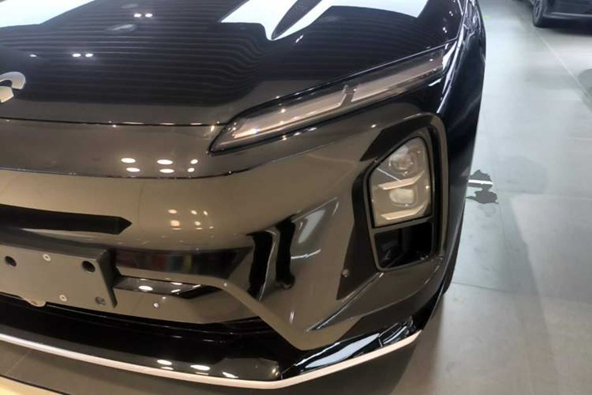 Used Nio ES6 2025 75 kWh Left Front Headlight