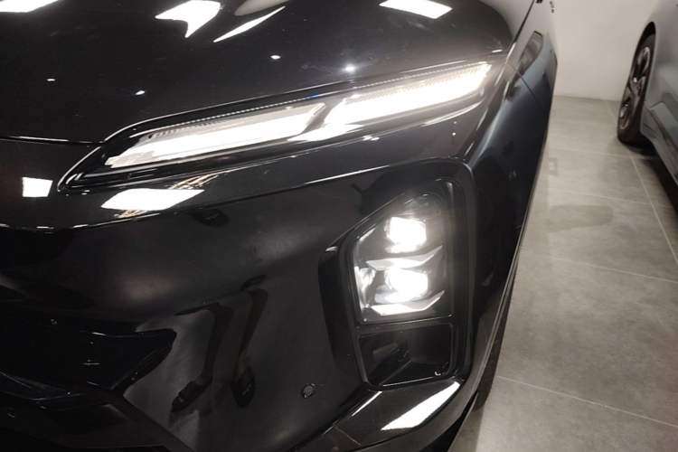 Used Nio ES6 2025 75 kWh Left Front Headlight