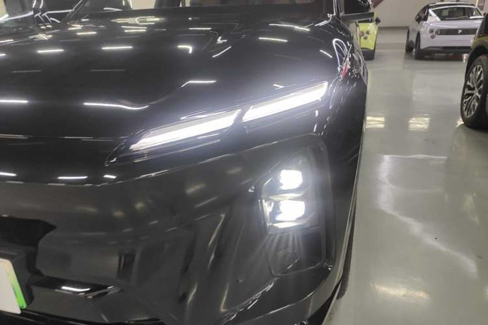 Used Nio ES6 2025 75 kWh Left Front Headlight