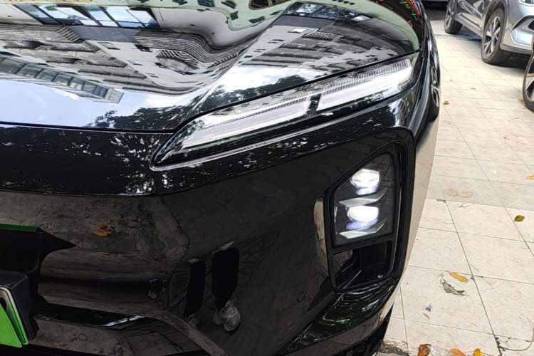 Used Nio ES6 2025 75 kWh Left Front Headlight