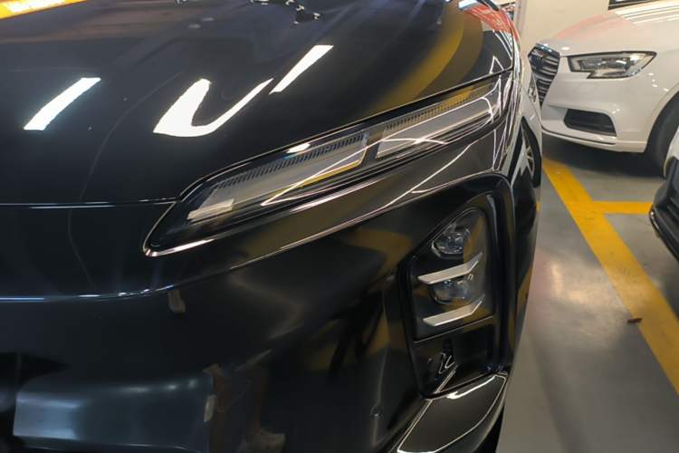 Used Nio ES6 2025 75 kWh Left Front Headlight