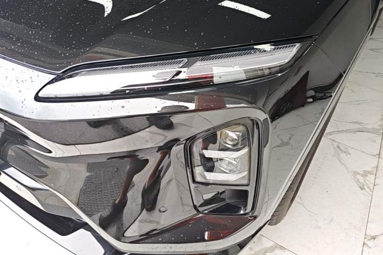 Used Nio ES6 2025 75 kWh Left Front Headlight