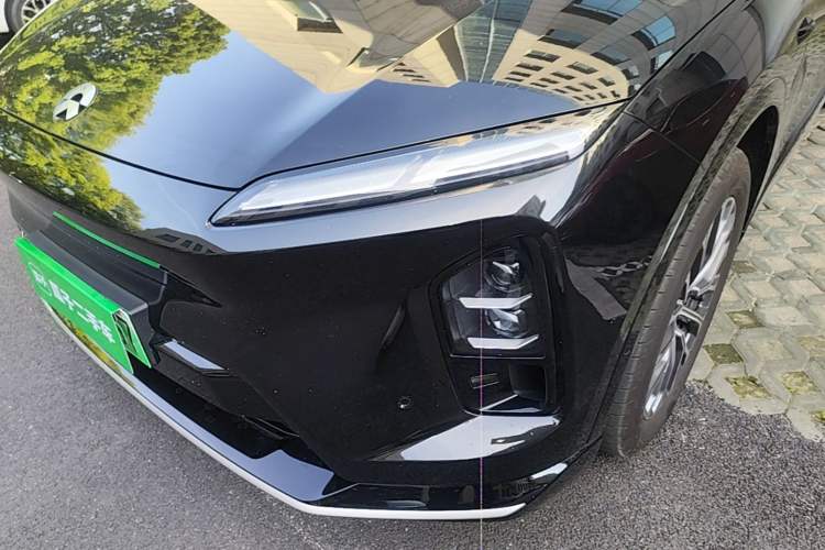 Used Nio ES6 2025 75 kWh Left Front Headlight
