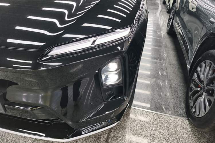 Used Nio ES6 2025 75 kWh Left Front Headlight