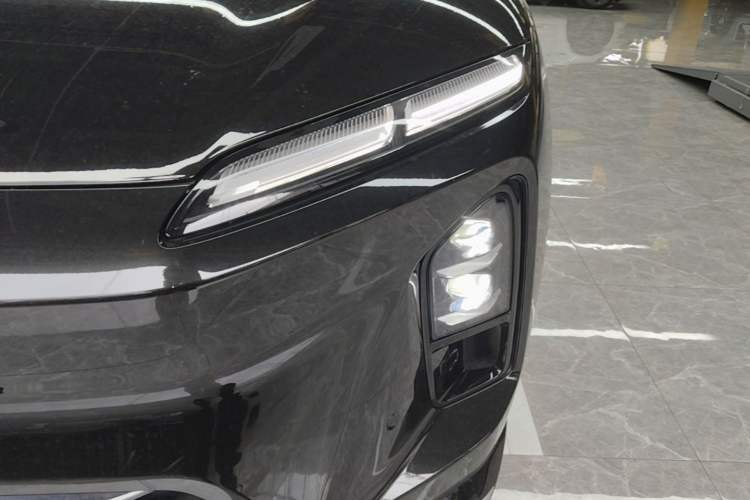Used Nio ES6 2025 75 kWh Left Front Headlight