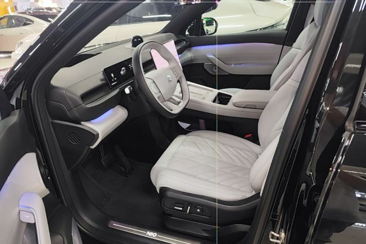 Used Nio ES6 2025 75 kWh Left Front Seat