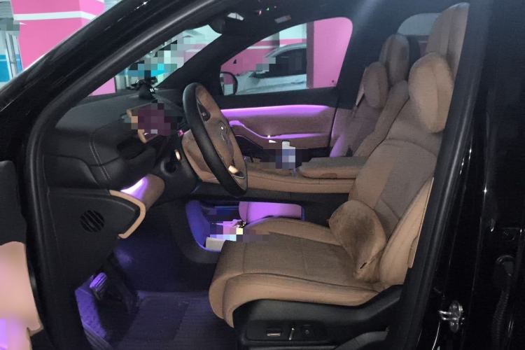 Used Nio ES6 2025 75 kWh Left Front Seat