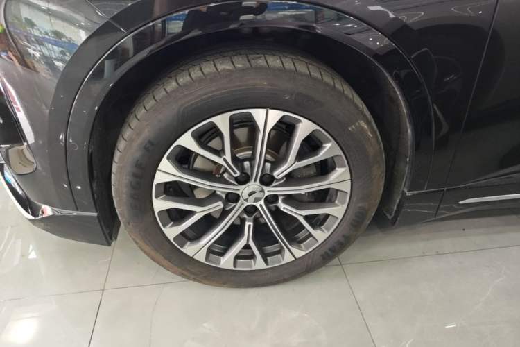 Used Nio ES6 2025 75 kWh Left Front Wheel Hub