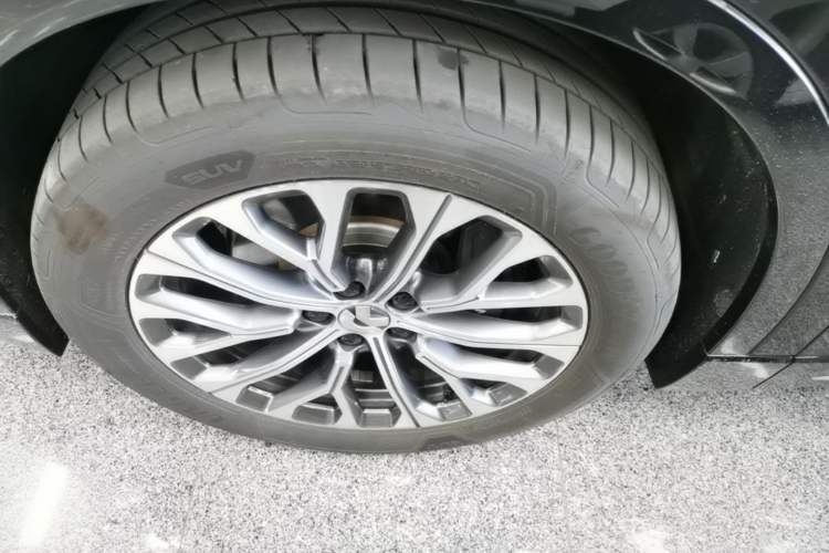 Used Nio ES6 2025 75 kWh Left Front Wheel Hub