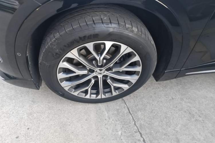 Used Nio ES6 2025 75 kWh Left Front Wheel Hub