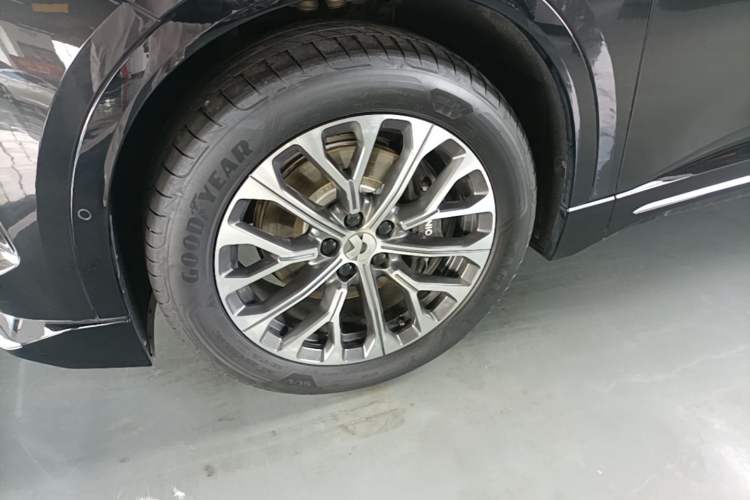 Used Nio ES6 2025 75 kWh Left Front Wheel Hub