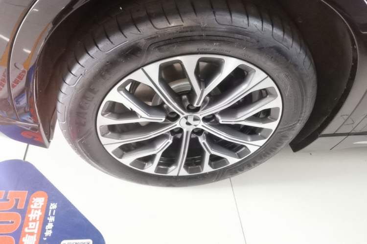 Used Nio ES6 2025 75 kWh Left Front Wheel Hub