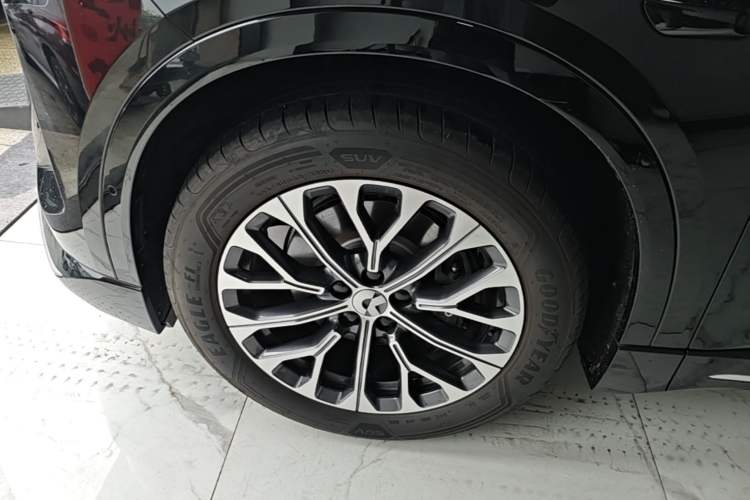 Used Nio ES6 2025 75 kWh Left Front Wheel Hub